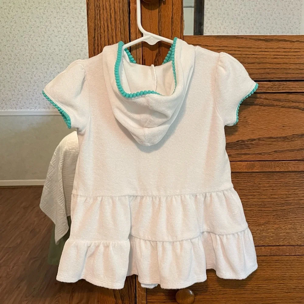 White Hooded Swim Cover-up